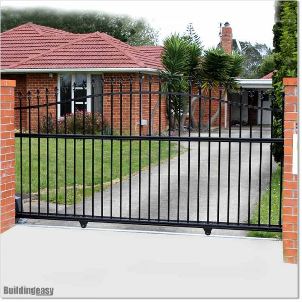 3.5M Wide Arch Top Aluminium Sliding Gate 1.8M High in Auckland