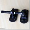 Little gap between the gate and post is possible with this hinge. Distance between post and frame of the gate is 5 to 100mm