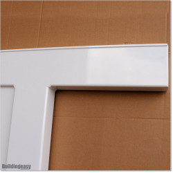 Gate is 4.3M wide and gate height is 1.8M. Gate fits 4.0M post gap